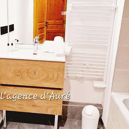 8 Pers, 86m², A 50m Des Pistes Et Commerces A Montalbert, Parking Et Wifi Inclus - Fr-1-755-14 * La Plagne