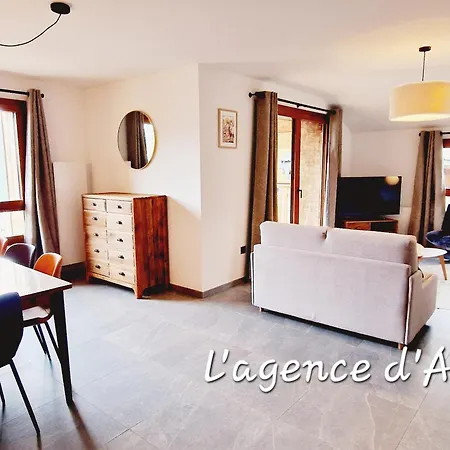 8 Pers, 86m², A 50m Des Pistes Et Commerces A Montalbert, Parking Et Wifi Inclus - Fr-1-755-14 아파트