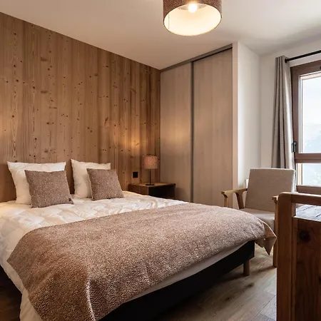 8 Pers, 86m², A 50m Des Pistes Et Commerces A Montalbert, Parking Et Wifi Inclus Apartment La Plagne